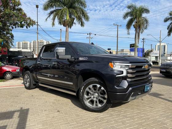 CHEVROLET SILVERADO 5.3 V8 GASOLINA 1500 HIGH COUNTRY 4X4 AUTOMÁTICO